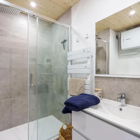 Belle Hutte - Proche Des Pistes Apartment